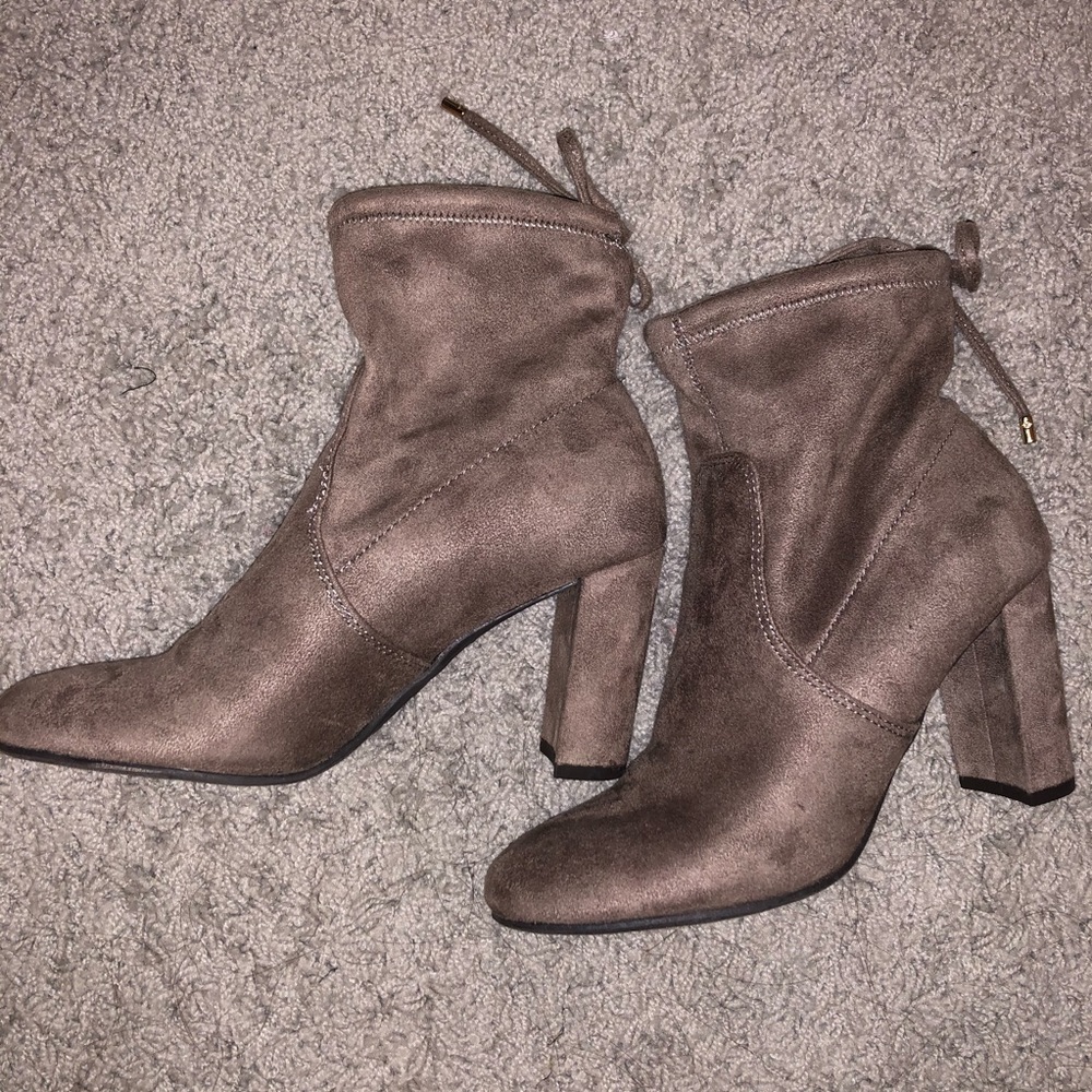 New Direction Booties Size 6